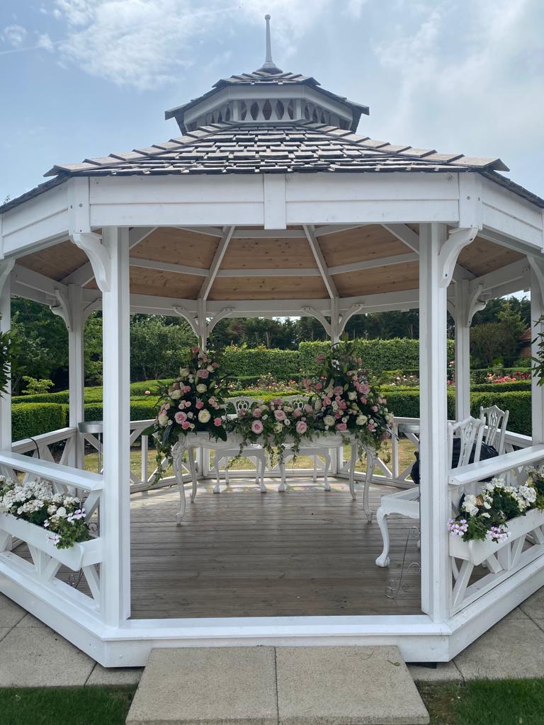 Bethany Amelia Singer Guitarist Review Wedding Essex