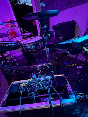 Event GLOW PARTY BAND Neon Party Duo Essex