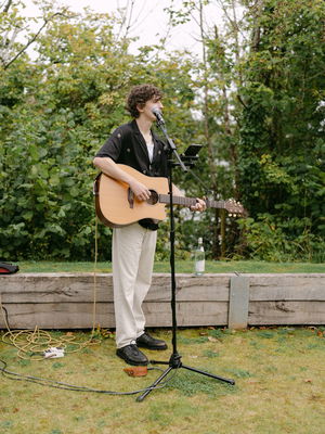 Event Nathaniel Singer-Guitarist Staffordshire