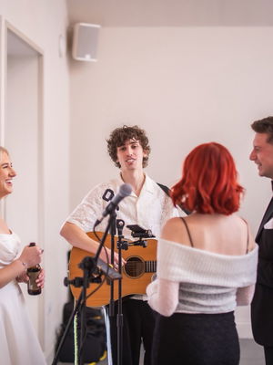 Event Nathaniel Singer-Guitarist Staffordshire