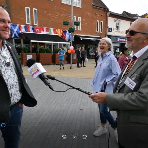 Comedy News Crew Street Performer Review Festival / Outdoor Event Buckinghamshire