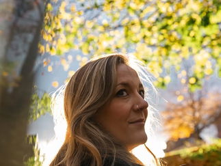 Promo Kirsty B Singer Guitarist West Yorkshire