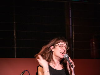 Promo Jazz With A Twist Jazz, Swing and Latin Singer Nottinghamshire