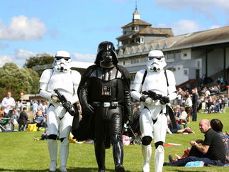 Promo Star Wars - Superhero Icons Costume Character Staffordshire