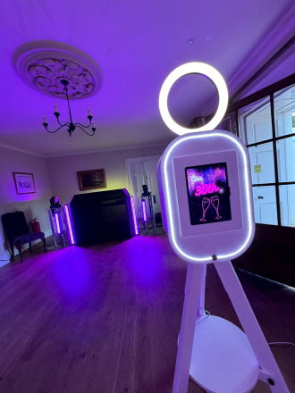 Promo DJ Snaps Party DJ & Photo Booth Package Kent