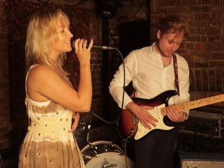 Promo Blonde Notes Solo Artist, Duo or Trio London