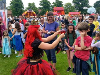 Promo Queen of Hearts Circus Performer Suffolk