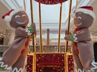 Promo Gingerbread Characters Christmas Entertainer Kent