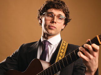 Promo Alfie Singer Guitarist East Sussex