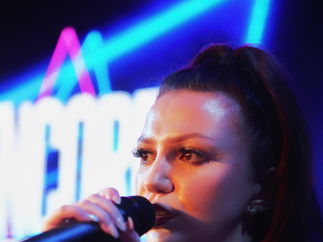 Promo One More Song Rock and Pop Party Trio Devon