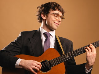 Promo Alfie Singer Guitarist East Sussex