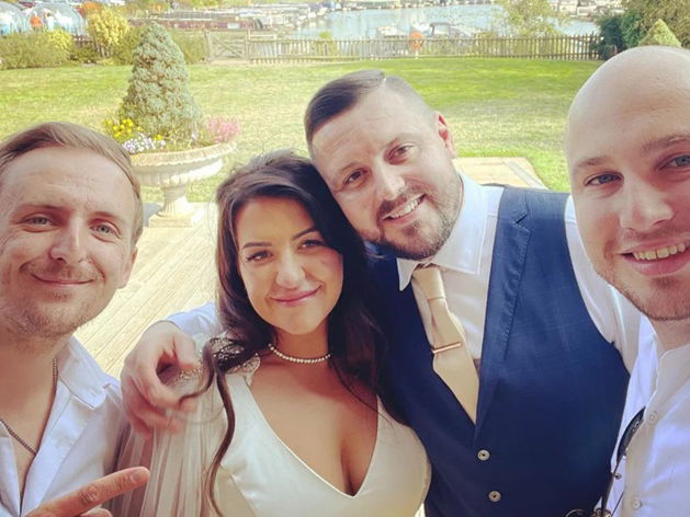 artists similar to Landslide