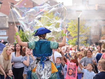 artists similar to Bubbletastic Bubbleologist