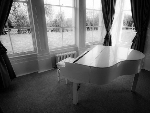 Promo Edmond Oakley Pianist Merseyside