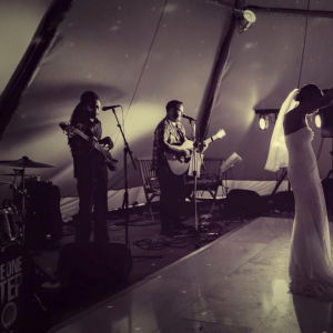 Promo The Roots Acoustic Trio  Nottinghamshire