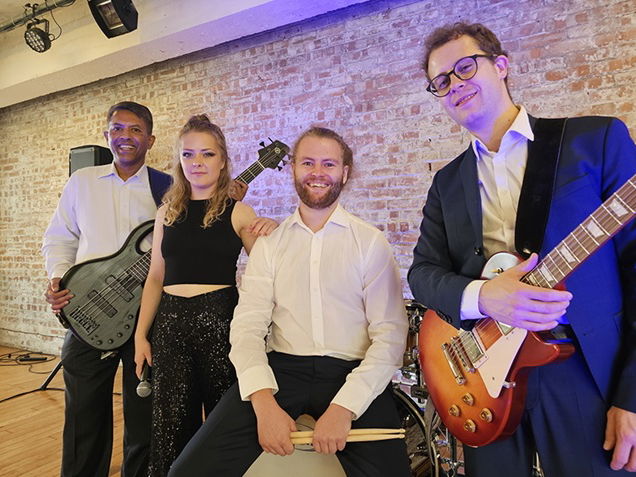 artists similar to Groove Shack