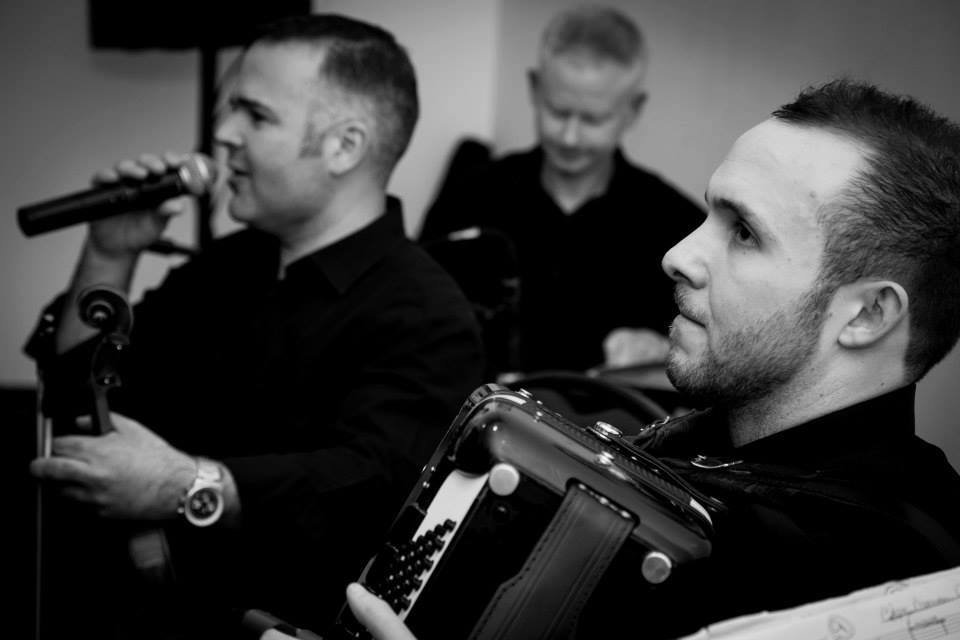 Promo The Haggis Chasers Ceilidh Band Perthshire area