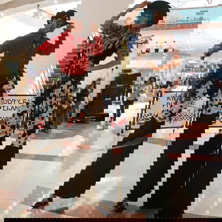 Promo Stilt Walkers  Leicestershire