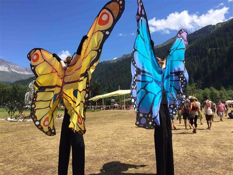 artists similar to Butterfly Stilt Walkers