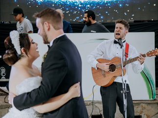 Promo Ben Nicholas Singer Guitarist Conwy