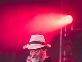 Promo Dynamo and the Horns Soul, Pop and Motown Party Band Cheshire