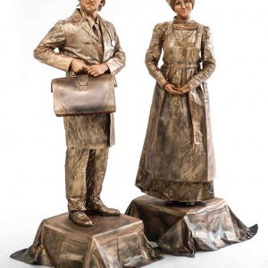 Promo Doctor and Nurse Living Statues  Leicestershire