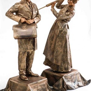 Promo Doctor and Nurse Living Statues  Leicestershire