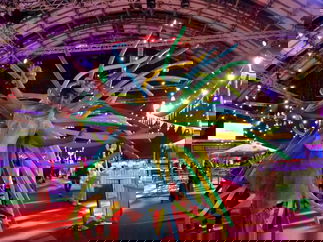 Promo Balloon Stilt Walkers Street Performer Leicestershire