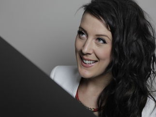 Promo EL Piano Vocal Pianist Essex