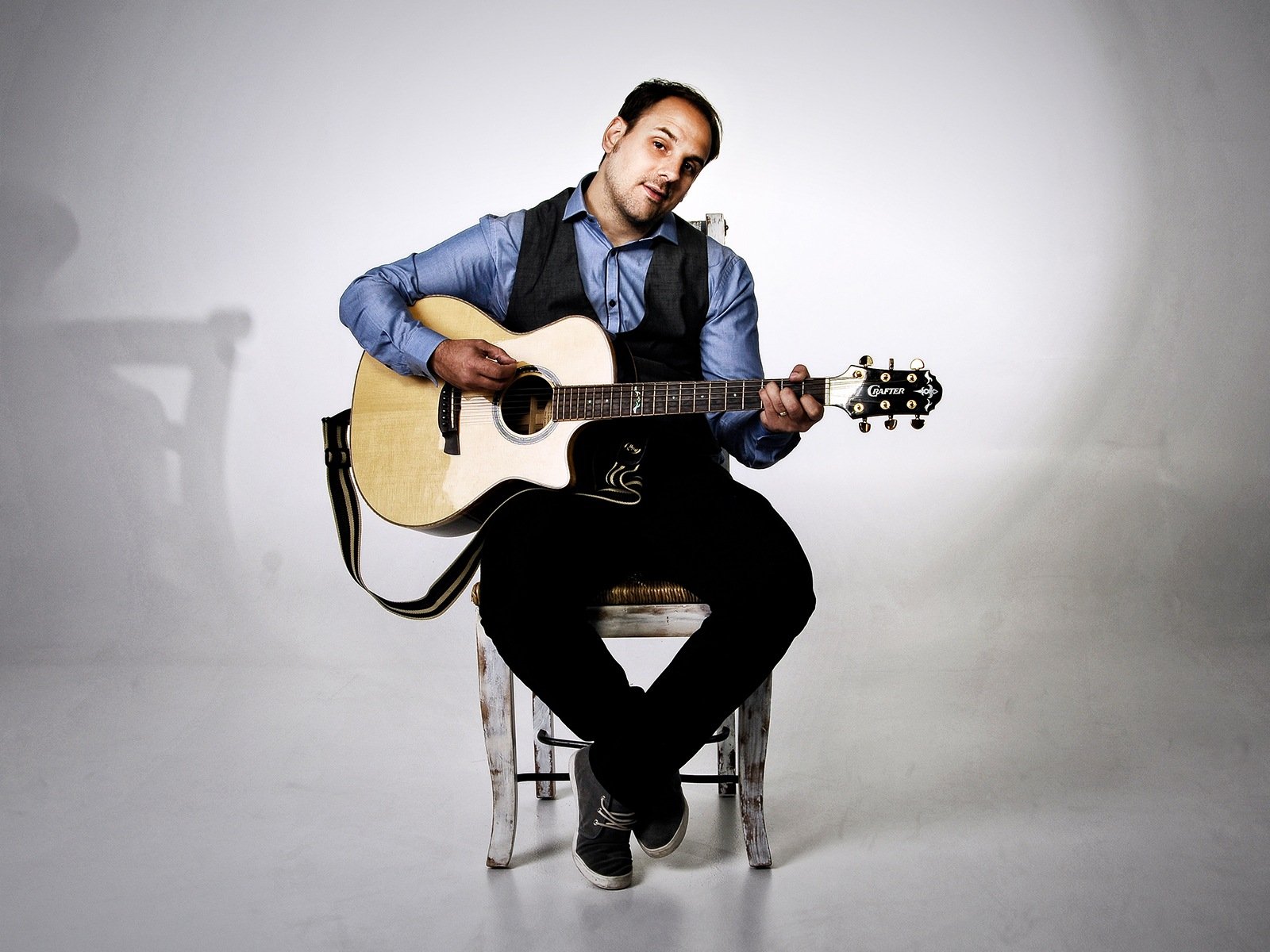 Promo Dean Lands Solo Singer/Guitarist Staffordshire