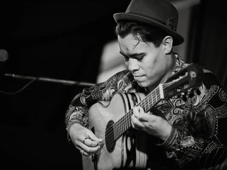 Promo Billy Martinez Classical Guitarist Buckinghamshire