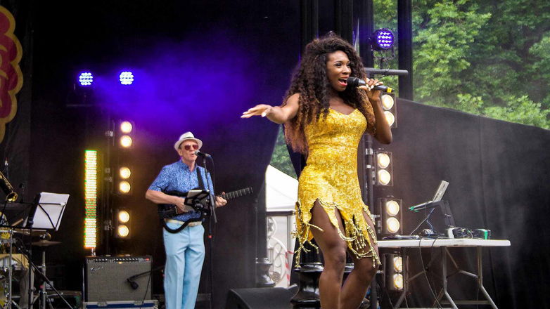 Promo Viramundo Latin, Salsa or Cuban Band London