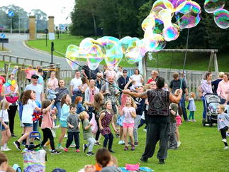 Promo Luna Bubbles Childrens Entertainer Newcastle upon Tyne