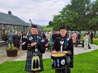 Promo Drums and Pipes Piper Edinburgh