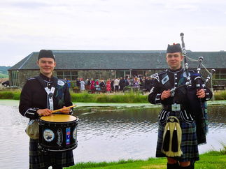 Promo Drums and Pipes Piper Edinburgh