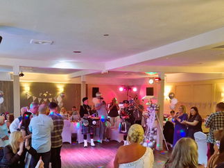 Promo Drums and Pipes Piper Edinburgh