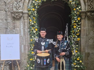 Promo Drums and Pipes Piper Edinburgh