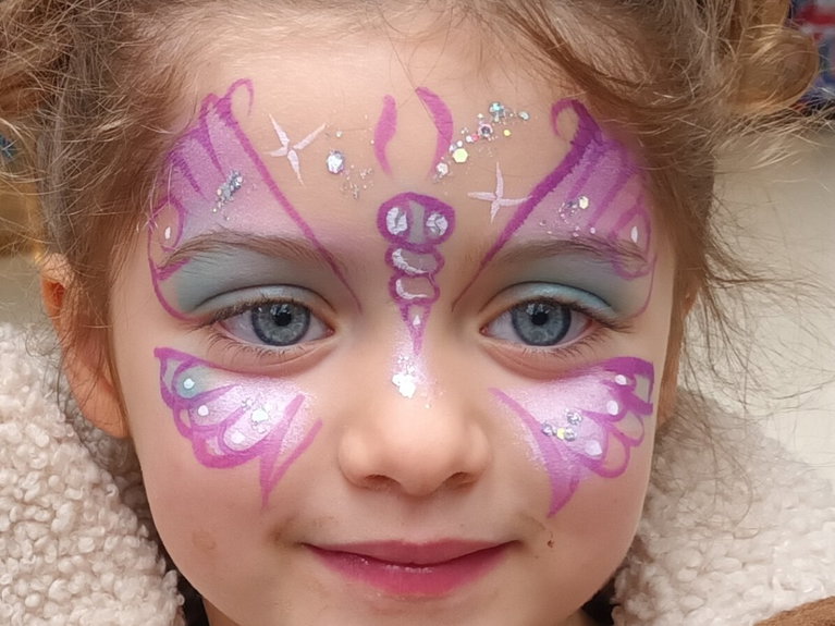 artists similar to Freestyle Face Painting