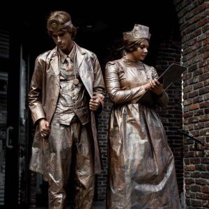 Promo Doctor and Nurse Living Statues  Leicestershire