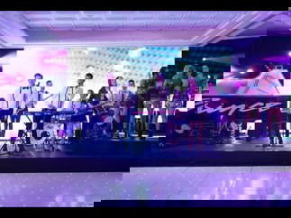 Promo The Visual Premium Show Band With LED Grand Piano London