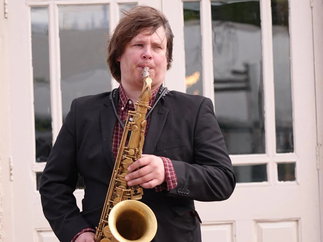 Promo Saxophonist Dom Saxophonist London