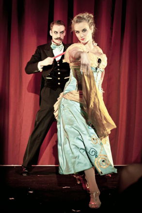 Promo The Norvinis Magician London