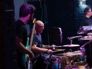 Promo Dynamo and the Horns Soul, Pop and Motown Party Band Cheshire