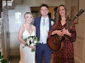 Promo Kirsty B Singer Guitarist West Yorkshire