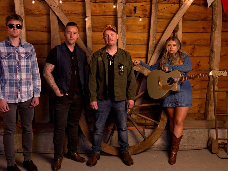 artists similar to Just Outside Nashville