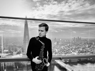 Promo Sax Vibes Saxophonist Devon