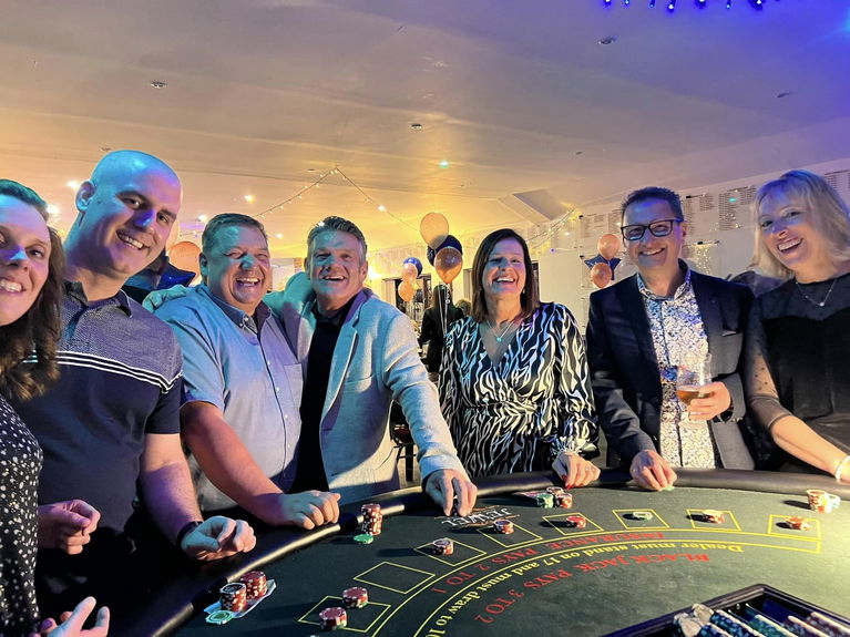 artists similar to Marlea Casinos