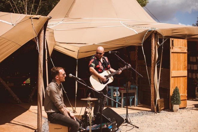 Promo Landslide Acoustic Duo Staffordshire