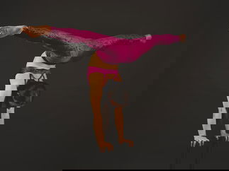 Promo Contortionist Pixie Contortionist London