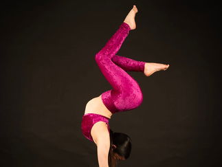 Promo Contortionist Pixie Contortionist London